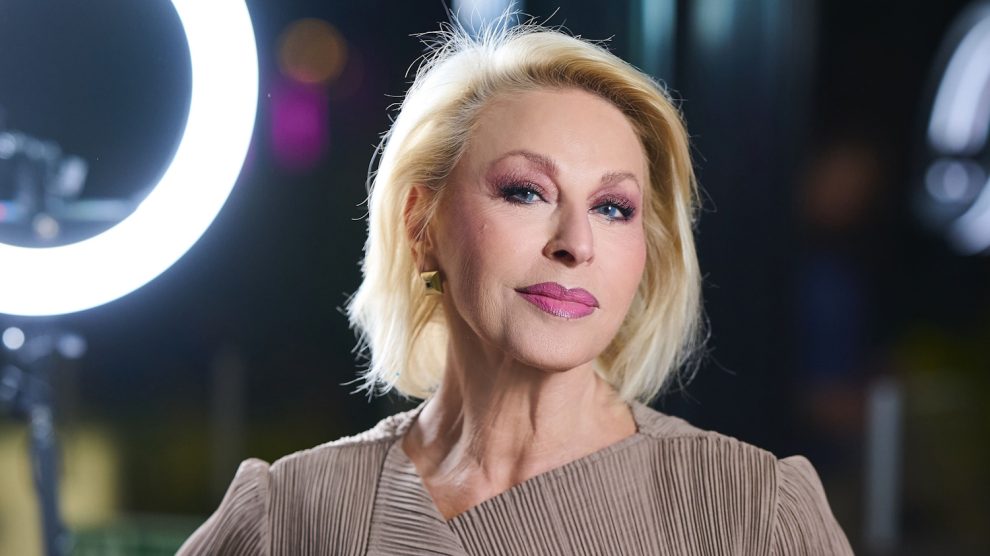 ungár anikó 77 éves