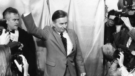 antall józsef leadja szavazatát 1990 első szabad magyar választások