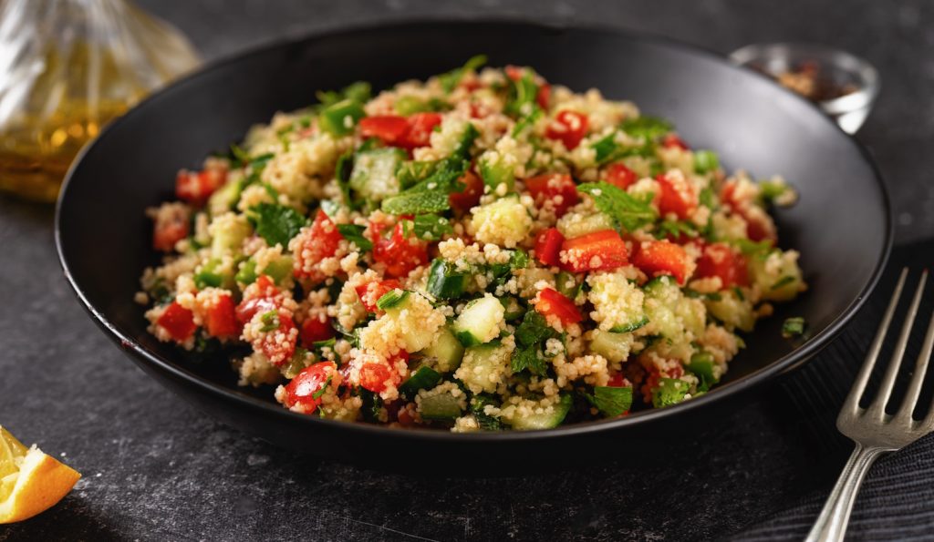 Egy tányér kuszkusz zöldségekkel