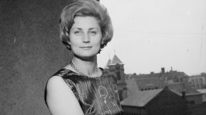 Máthé Erzsi