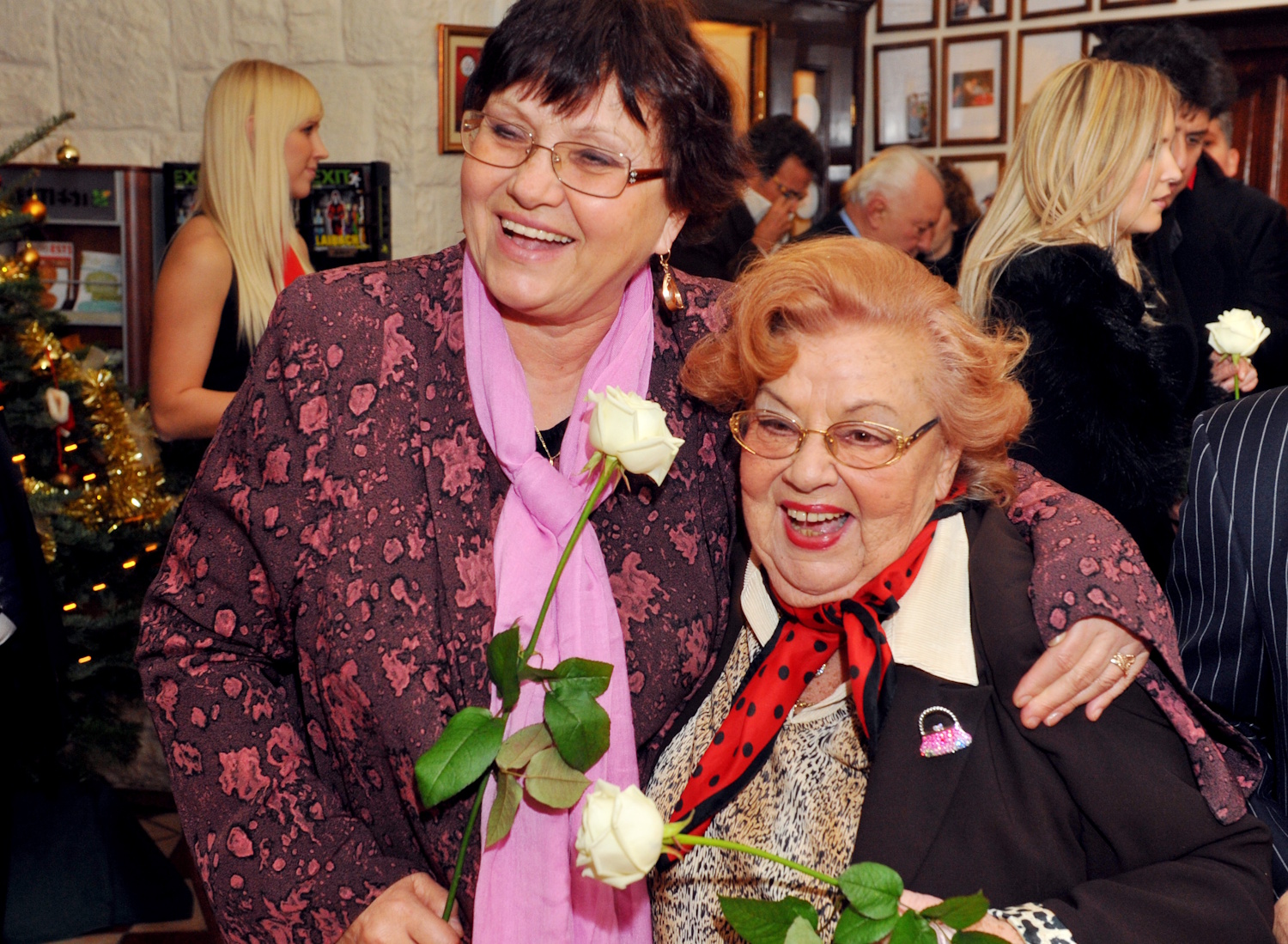 Pécsi Ildikó és Lorán Lenke