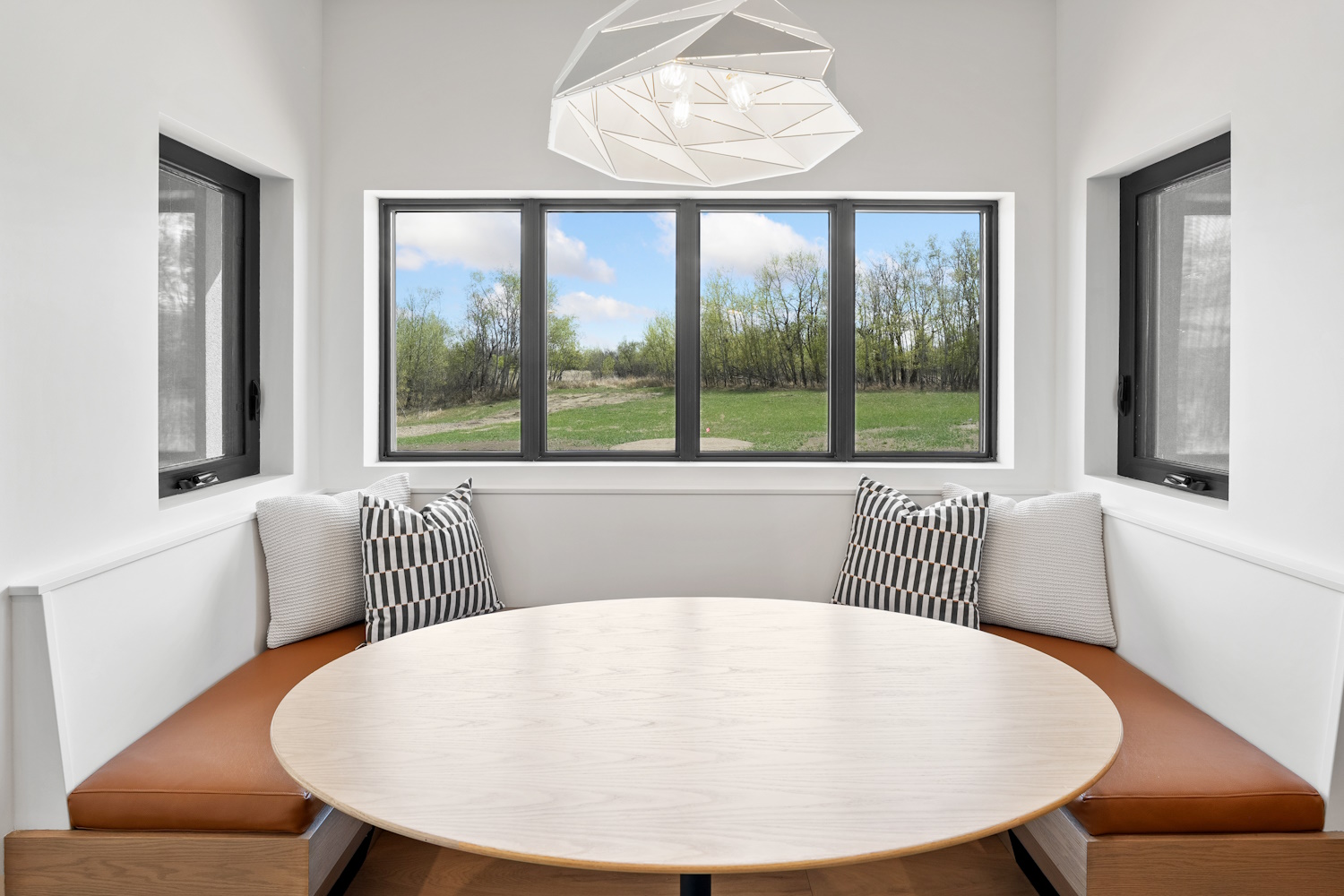 modern konyhában modern sarokgarnitúra