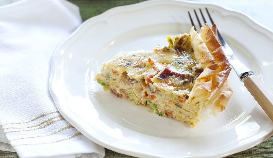 Zöldséges-sonkás rétespite