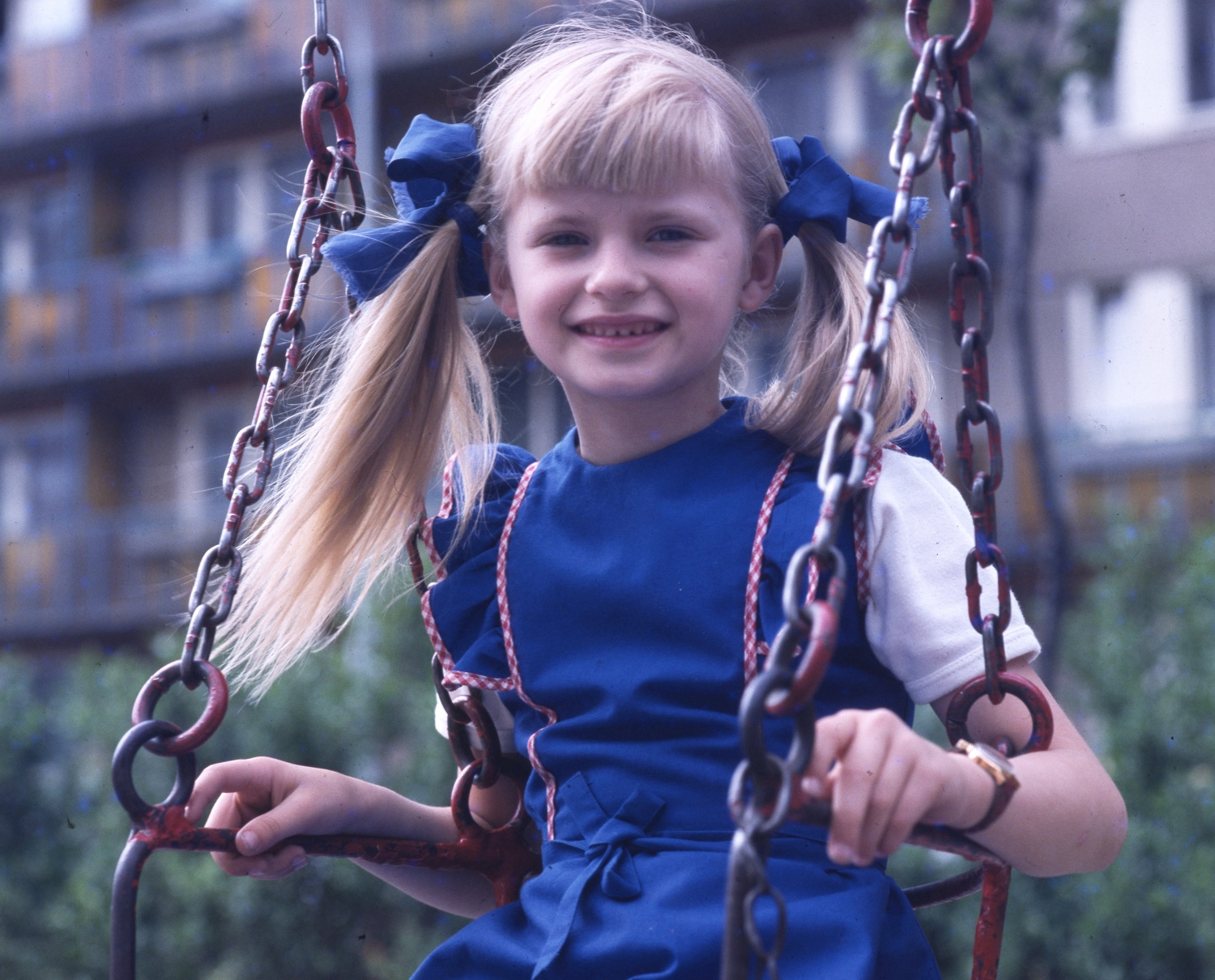 Ullmann Mónika gyerekként