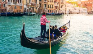 Gondola Velencében