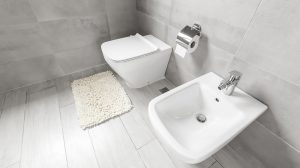 Bidé a WC mellett