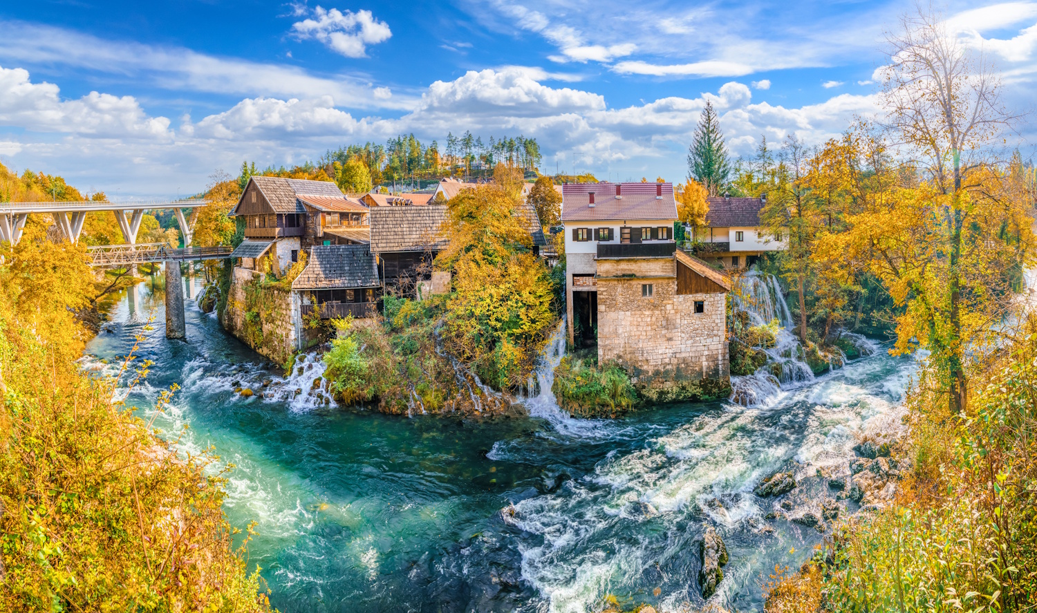 Landscape with river and little waterfall in Rastoke village Croatia | Meglepetés rastoke horvátország