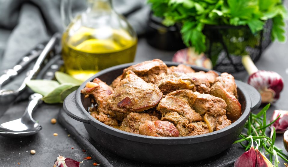 Fried chicken liver | Meglepetés csirkemáj sütve vaslábosban