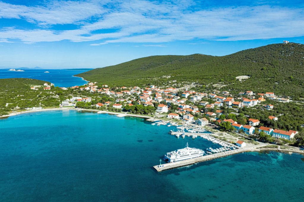 otok ist sziget horvátország