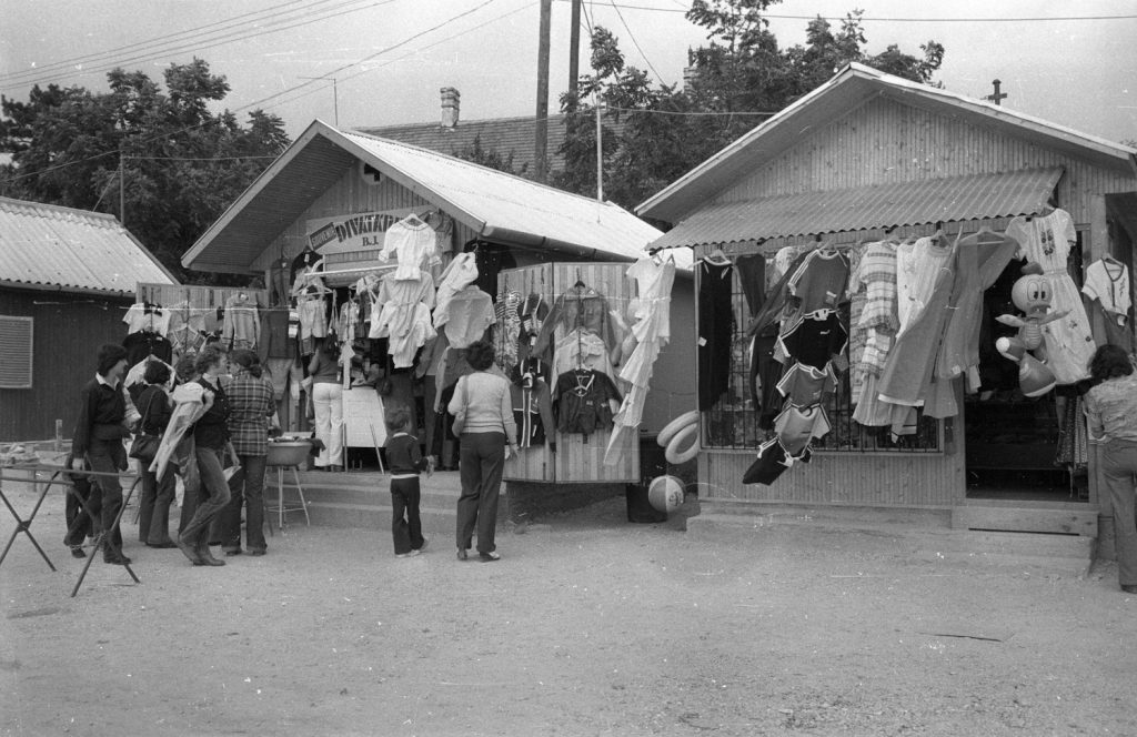 retró butik a balaton partján
