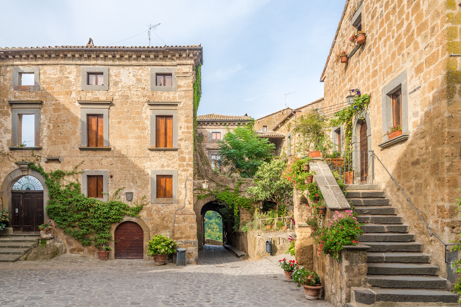 CIVITA DI BAGNOREGIO4 | Meglepetés CIVITA DI BAGNOREGIO olaszország