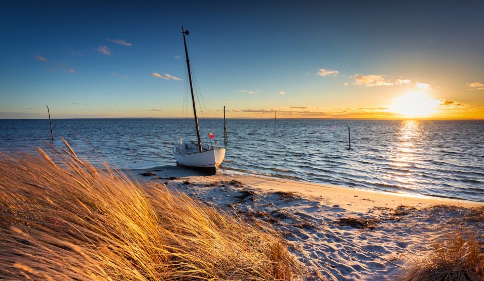 Beautiful Baltic beach o at sunset in Kuznica Hel Peninsula Poland | Meglepetés