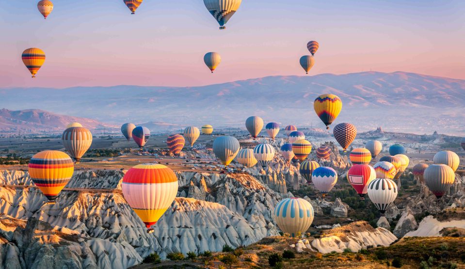 Kappadókiában hőlégballonok