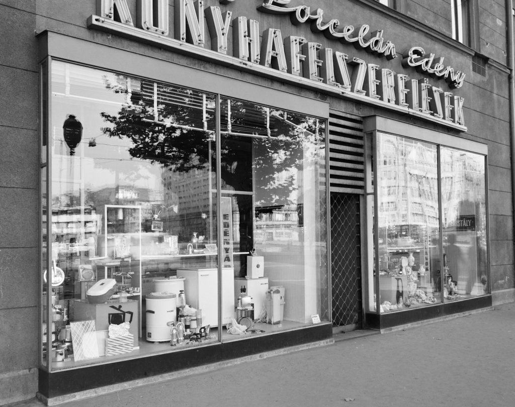 konyhagepretro | Meglepetés 1968. Bajcsy-Zsilinszky út 3. konyhafelszerelés bolt