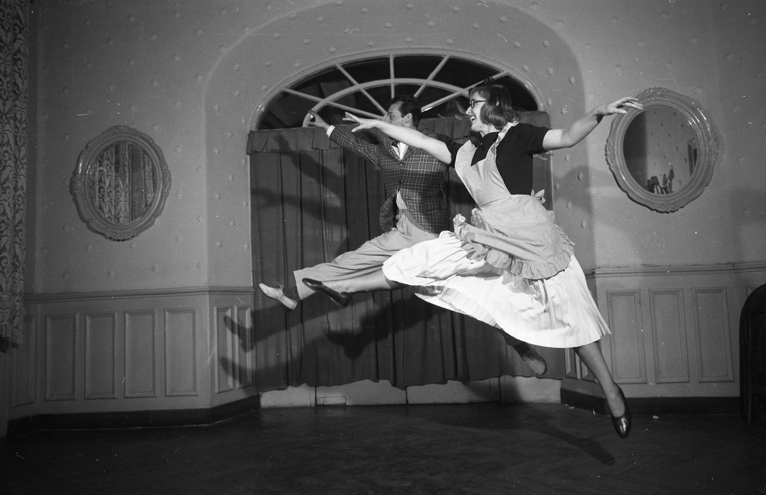 1958. az "Ötlábú firka" című műsor. Bogár Richárd és Mednyánszky Ági