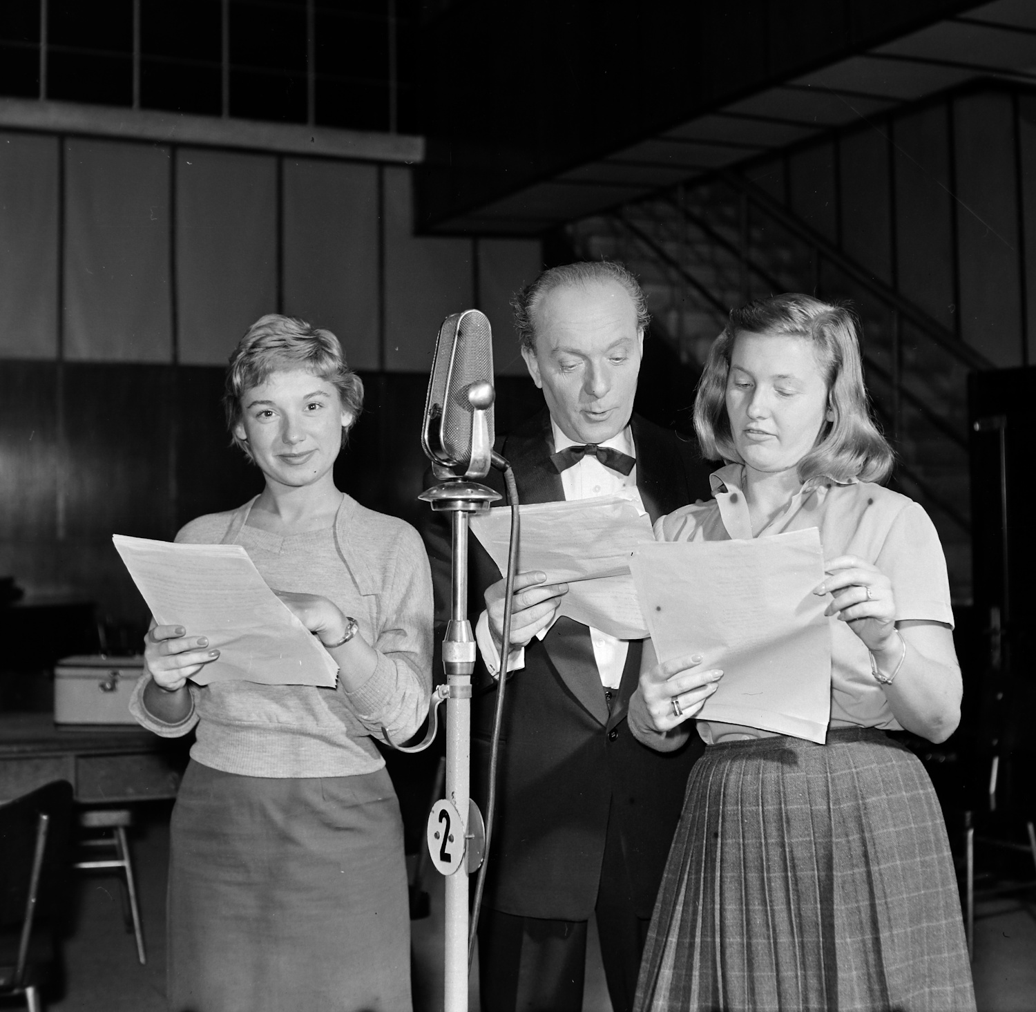 mednyanszkyagi3 | Meglepetés 1960. a Magyar Rádió 1-es stúdiója, Géczy Dorottya, Ráday Imre és Mednyánszky Ági