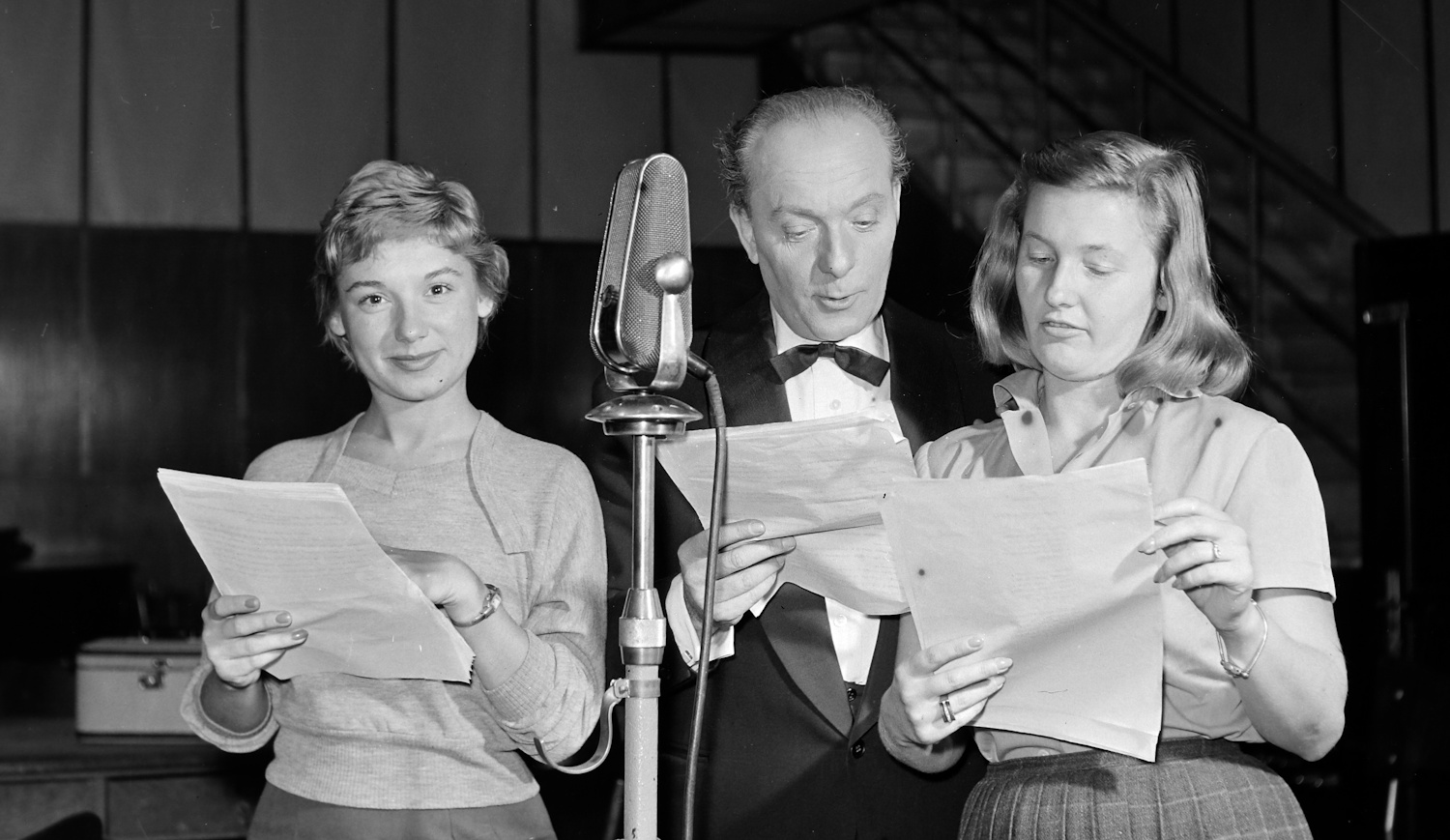 1960. a Magyar Rádió 1-es stúdiója, Géczy Dorottya, Ráday Imre és Mednyánszky Ági