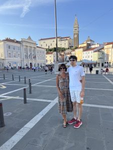 Pápai erika színésznő a fiával, márkkal
