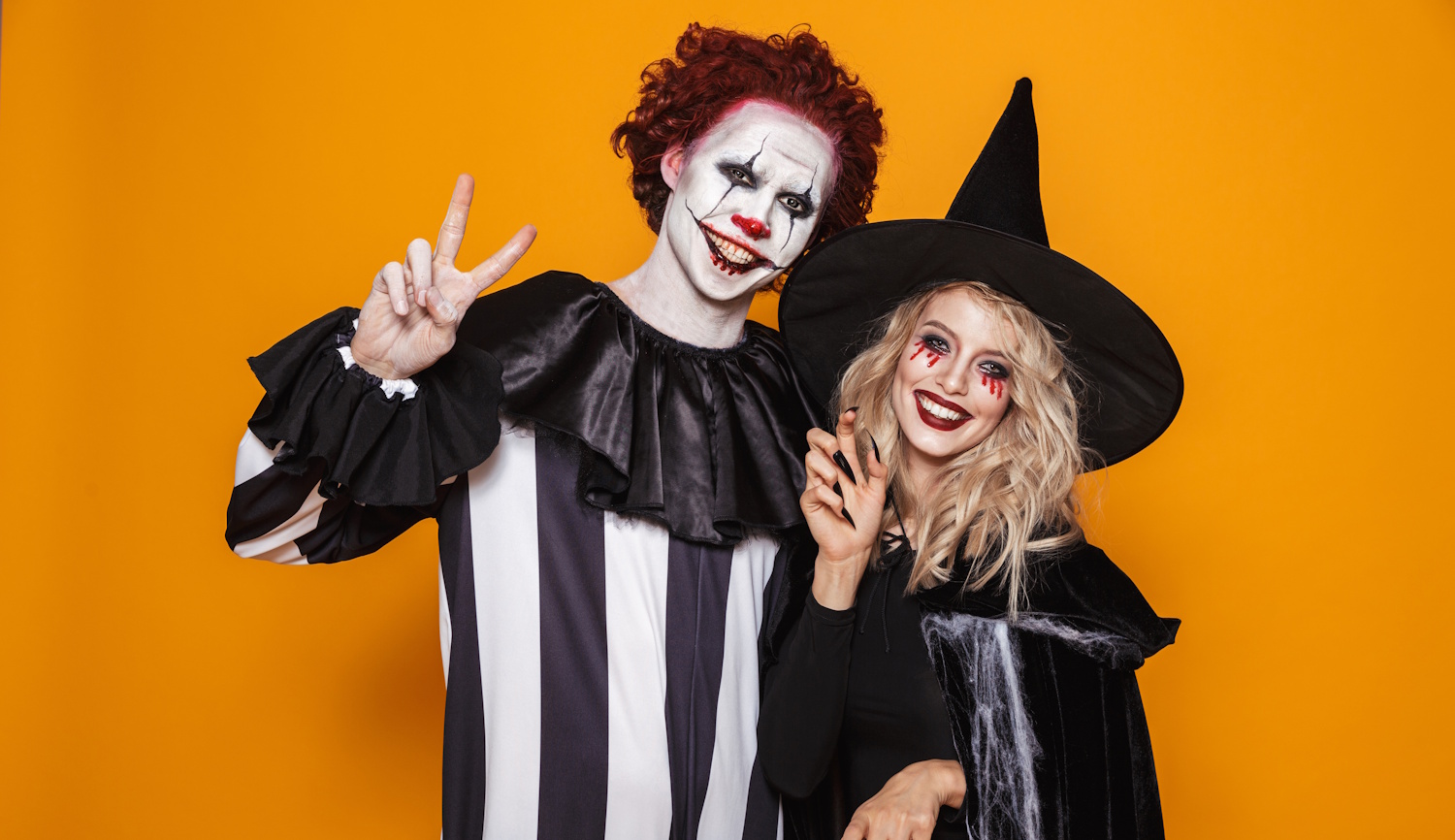 egyszerű halloween jelmez boszorkány és bohóc